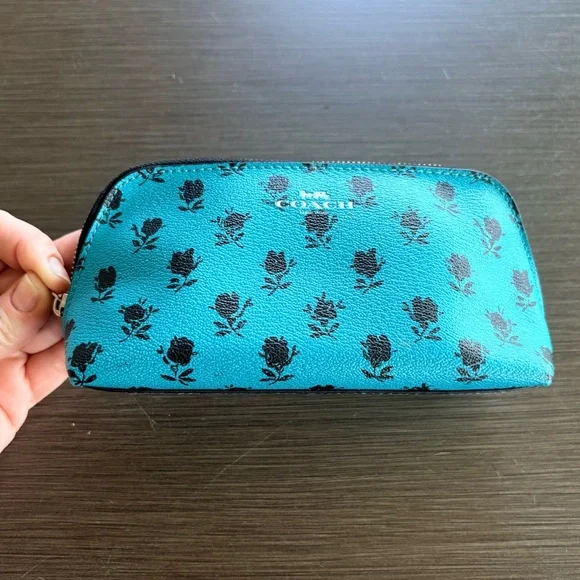 Coach Badlands Cosmetic Case (Blue/Black) 2016 - Picture 2 of 12